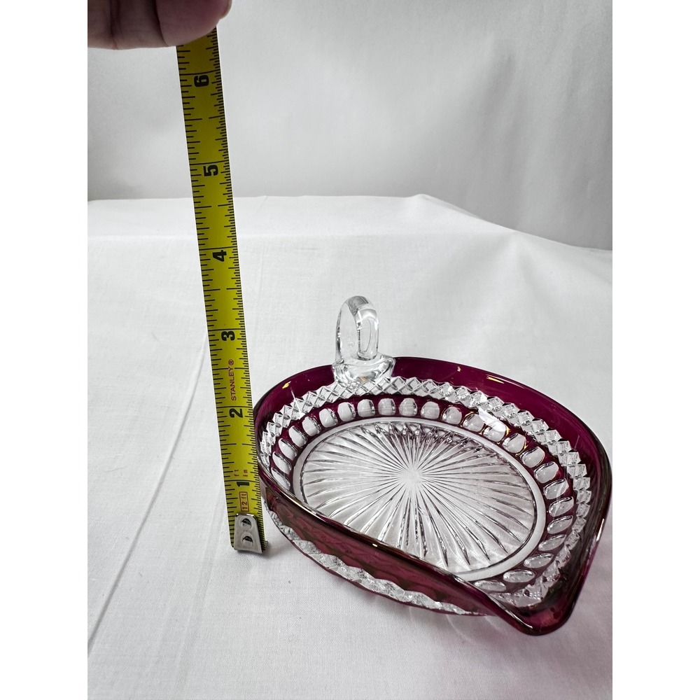 Westmoreland Ruby Red Waterford‎ 5" Heart Shaped Bonbon Nappy Glass Dish Handle - Picture 11 of 14